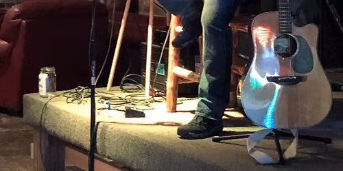 Live Music Thursday's at Greenside Table: Dave BeBeau