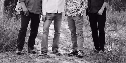 Lel-T\u00e1r klub, vend\u00e9g MISZTR\u00c1L egy\u00fcttes