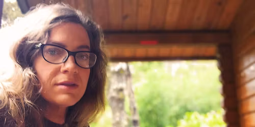 Bekkah McAlvage at Liquid Lounge