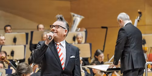 Mit G\u00f6tz Alsmann ins Konzert