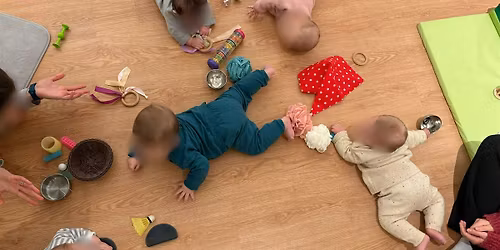 La Colmena. Taller de crianza, juego y movimiento libre (hasta 18 meses)