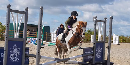 Tiny tots showjumping