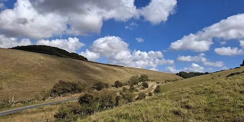 Midlife Hikers walk at Huggate