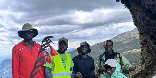 Hikemaniak 12 Apostles Trek