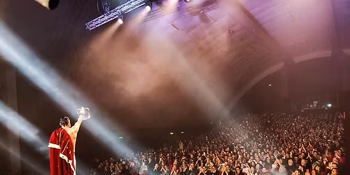 Sonny Ensabella in "Queen Rock Experience"