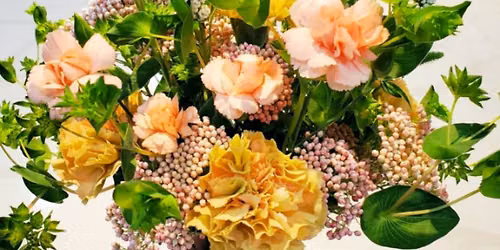Ladies Night Out: Hand-Tied Bouquet in a Vase Workshop