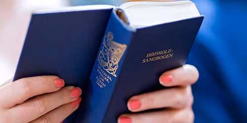 \ud83c\udfb6 H\u00f8jskolesang i Sankt Hans \u2013 syng med!