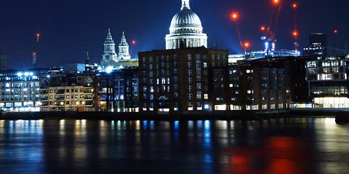 London: Through the Night Photography Workshop