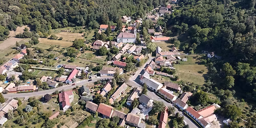 K\u00f6z\u00f6ss\u00e9gi Kemence Program