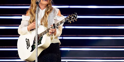  Carly Pearce Tickets