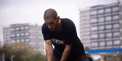 Winter Intensive: Inversions + Handstands