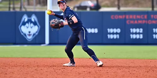 Parking St. John's Red Storm at UConn Huskies Womens Basketball