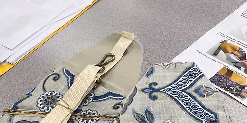 MINI TRAVEL SLING POUCH