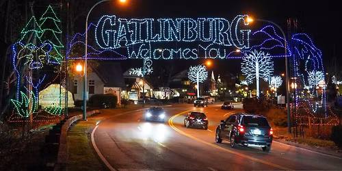 Pigeon Forge and Smoky Mountains Show Trip by Motorcoach