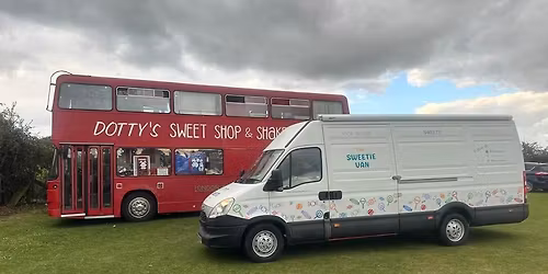 Dottys Sweets \u201cSweet shop and shake bar bus\u201d at Applecroft fireworks