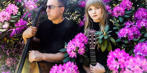 BELLE OF THE FALL at the Troubadours of Happiness House Concerts at the Simsbury Grange