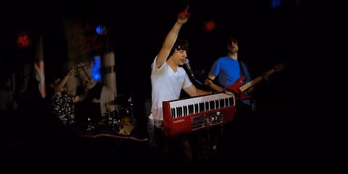 Draculas Kitchen and Bar - Mack Berry Band