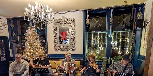 Rollin' Sky at Auld Hoose 