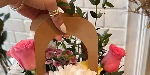 Build a Bouquet for the Kitties! 