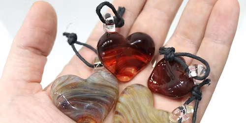 Make It! Heart Pendant (February 13)