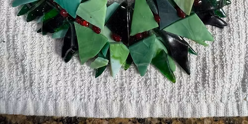 Christmas Wreath Glass Fusion Class with Mary