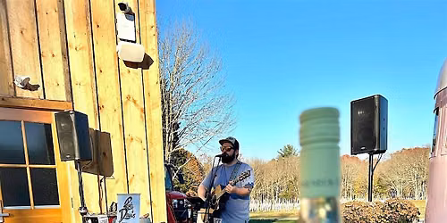 Live Music Every Weekend at Gooseneck Vineyards