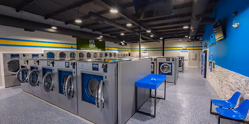 WashLuXe Marietta - FREE Laundry Day!