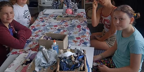 Design Your Own Clothes This Summer (7 -15 years old) Weekends