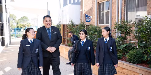 Open Morning with School Tours