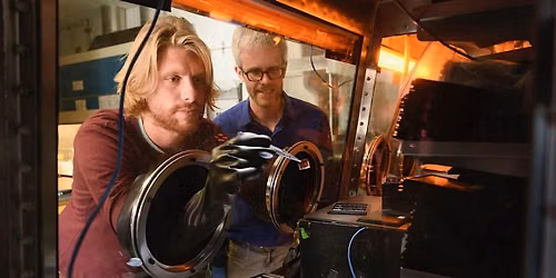 Harnessing Sunlight & Mentoring Startup Founders to Address Climate Change