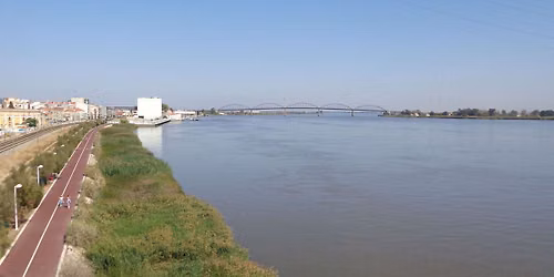 Passeio pela beira rio, visita aos Fortes e Qta de Subserra