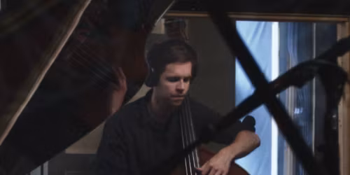 Julian Haugland - ny plate