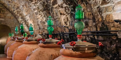 A Roma \/ Sorsi di storia etrusca: Radici e territorialit\u00e0 nei vini della Orvieto DOC \u2013 1\u00b0 incontro