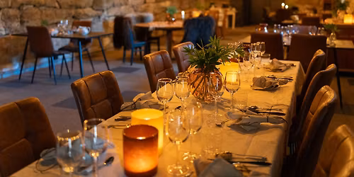 JULEBORD P\u00c5 J\u00d8LSTRAHOLMEN