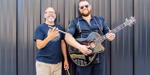 Taylor & Von Live at Kurnikis