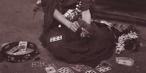 Tarot Readings With Isabel