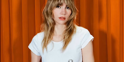 Suki Waterhouse