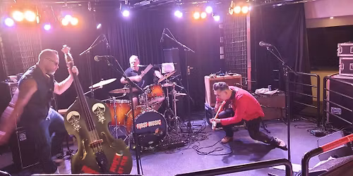 Paul Mojo & The Black Kat Bones