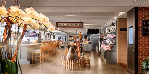 Limitless Sunday Brunch Buffets!