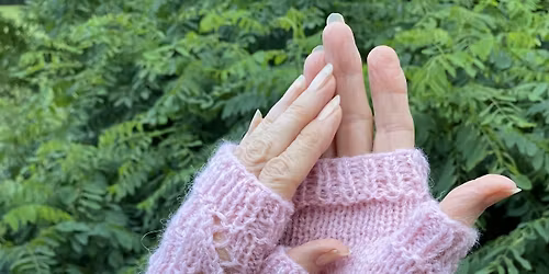 Knit a pair of beautiful lace mitts