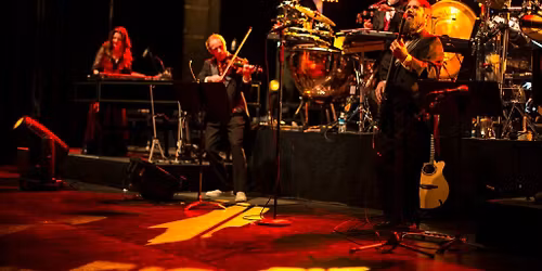 Mannheim Steamroller Christmas by Chip Davis