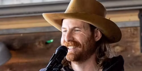 Live Music w\/ Travis Guilliams