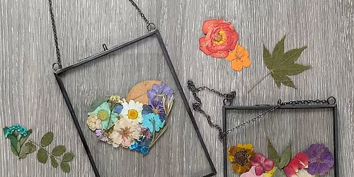 Create Your Own Pressed Flower Frame