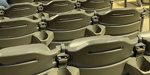 Chicago Dogs at Winnipeg Goldeyes at Blue Cross Park