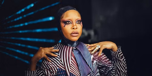An Intimate Experience with Erykah Badu \/\/ Koninklijk Theater Carre te Amsterdam
