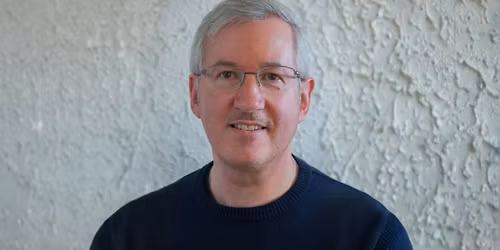 Uniting Wisdom and Compassion: Chandrakirti\u2019s Praise to Great Compassion