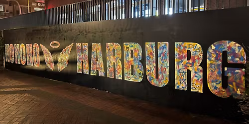 Aufbau: X-Mas-Wall am Gloriatunnel (unter Vorbehalt)