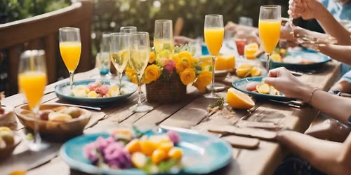 Saturday Social Brunch: Mimosas @ Surisan