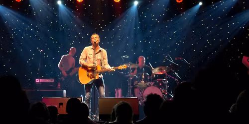 James Reyne in Newstead