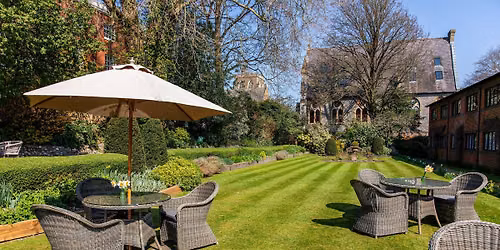 The Elegant Garden Affair